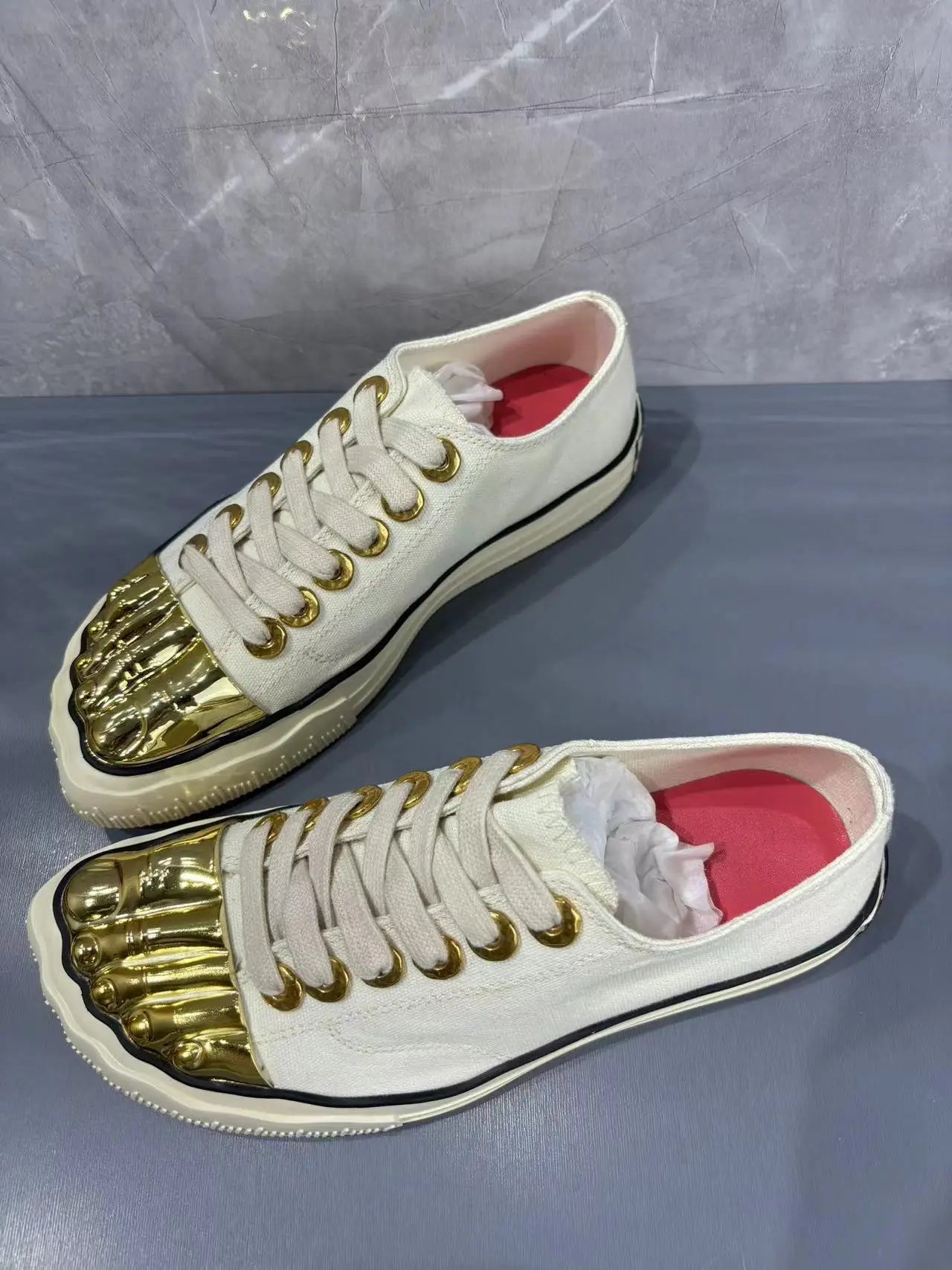 Women's Men Version Five-finger Shoes Flat-soled Large Size Metal Head Couple of White Shoes Popular New Sports Shoes