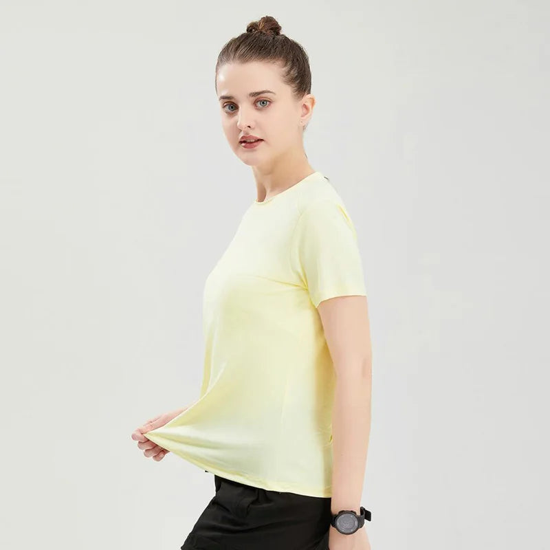 Female Slim Fit Sports Tee Shirt Quick Dry Light Breathable Short Sleeve T-Shirt Women Stretch Running Gym Exercise T Shirt Tops