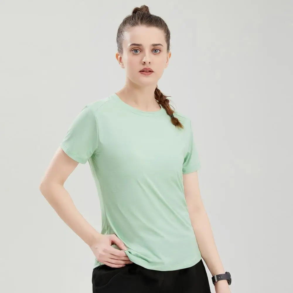 Female Slim Fit Sports Tee Shirt Quick Dry Light Breathable Short Sleeve T-Shirt Women Stretch Running Gym Exercise T Shirt Tops